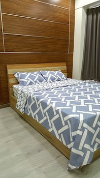 Scenic Valley,,3 star