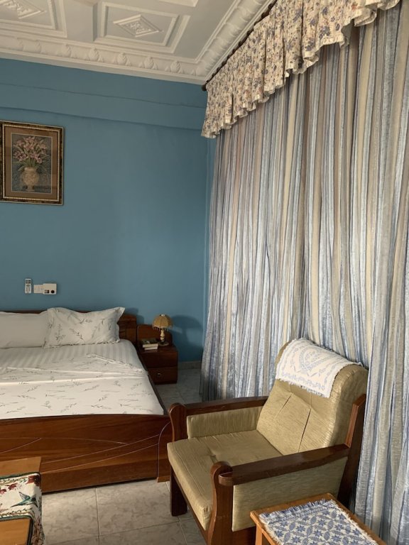 Sovitel Hotel And Restaurant,,3 star