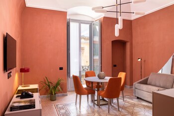 vis urban suites and spa