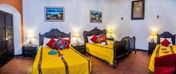 hotel casa antigua