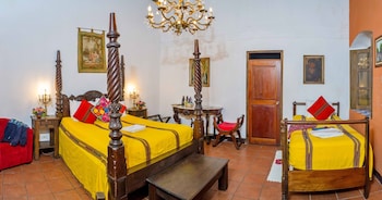 hotel casa antigua