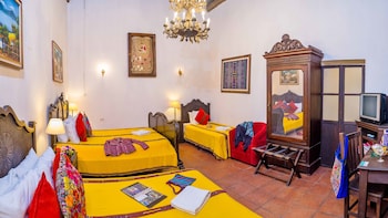 hotel casa antigua