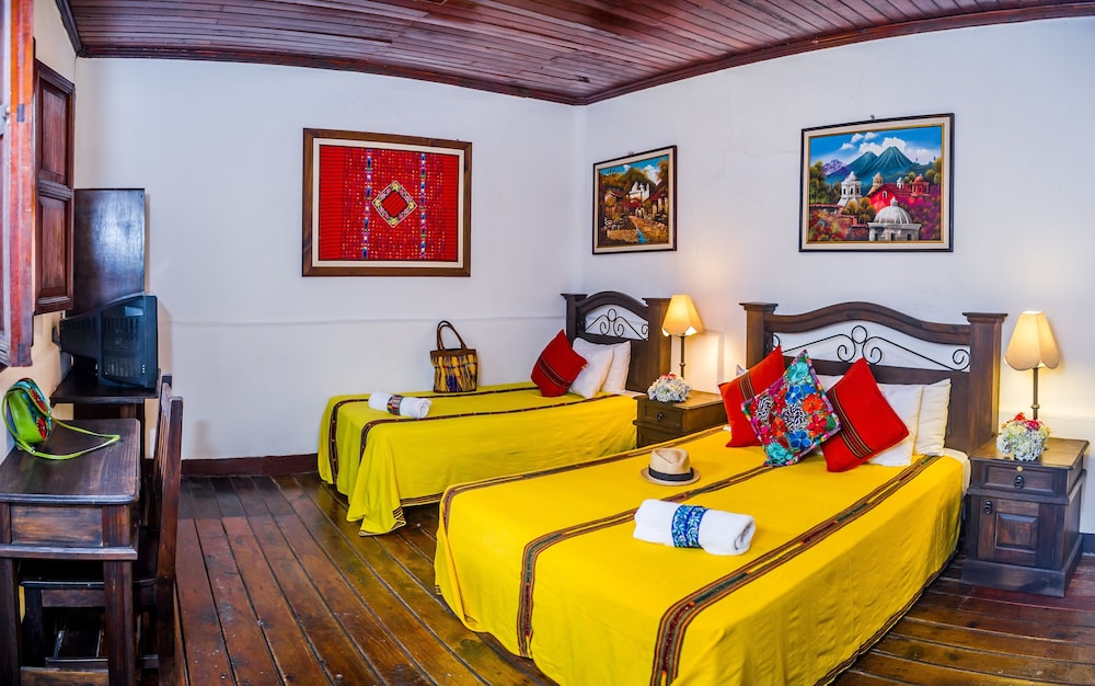 hotel casa antigua