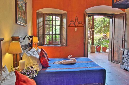 hotel casa antigua