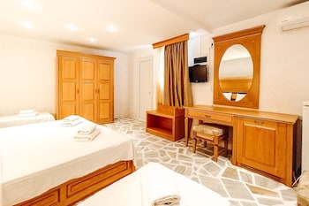 greek pride seafront hotel