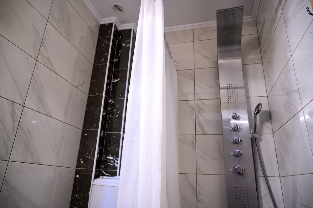 greek pride seafront hotel