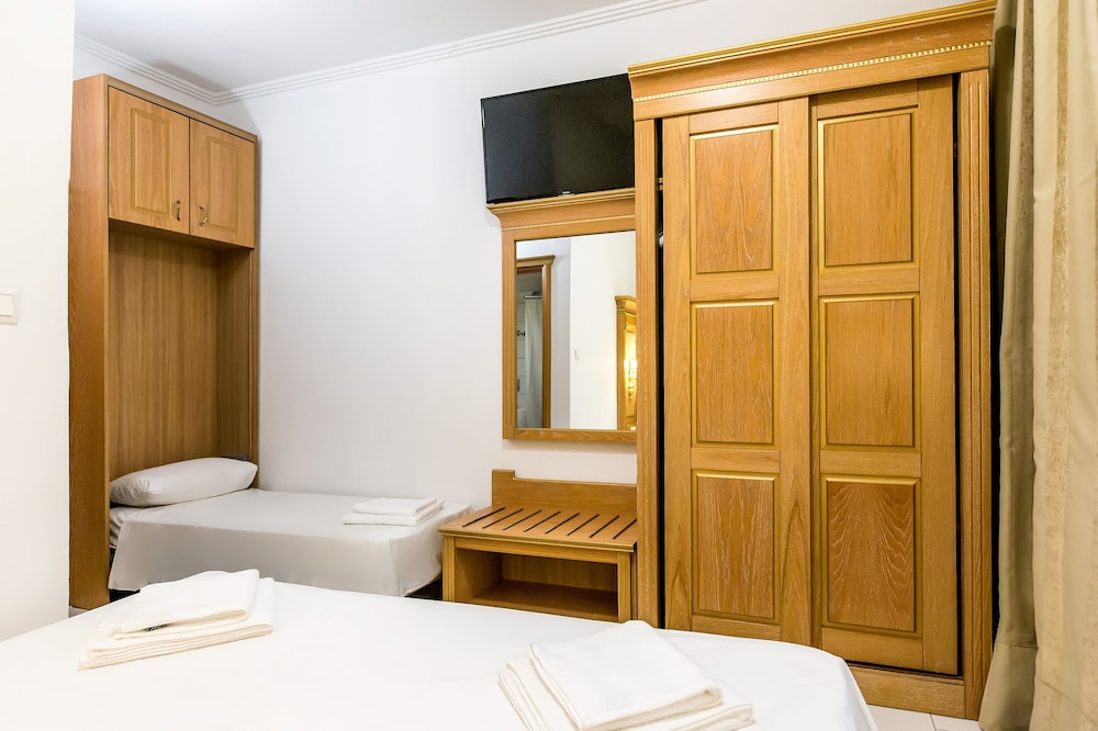 greek pride seafront hotel