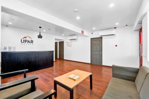upar hotels thoraipakkam omr