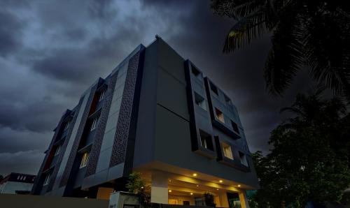 upar hotels thoraipakkam omr