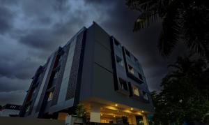 upar hotels thoraipakkam omr