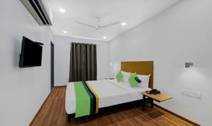 upar hotels thoraipakkam omr