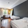 aston hotel