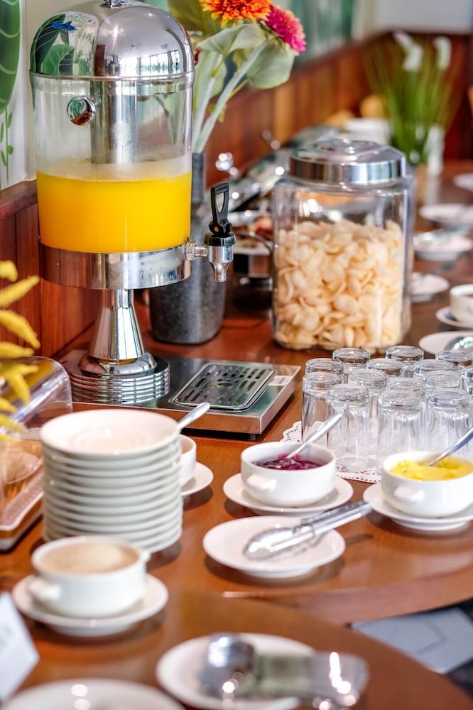 hotel youstay semarang