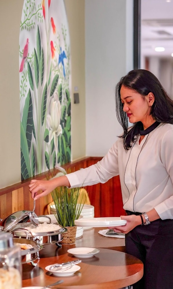 hotel youstay semarang