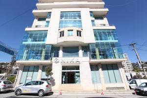 nika hotel
