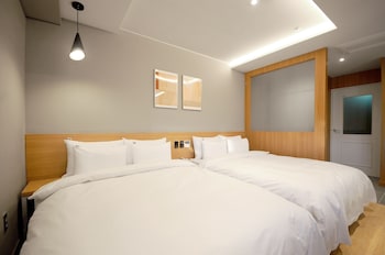 hound hotel gijang