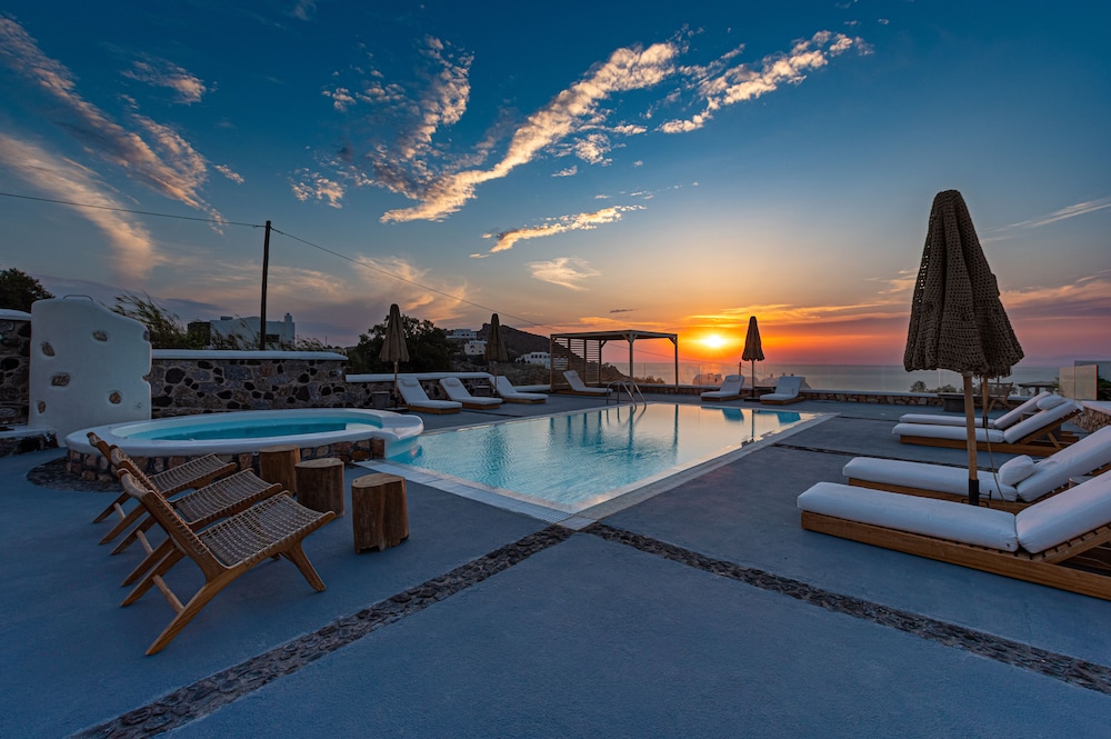 symmetry suites