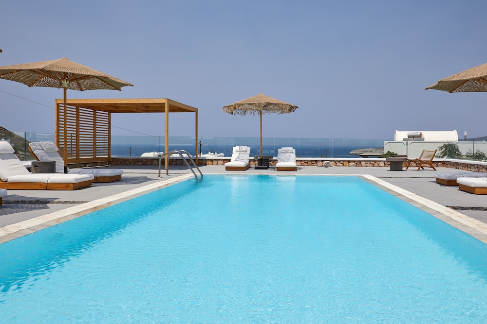 symmetry suites
