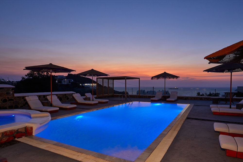 symmetry suites