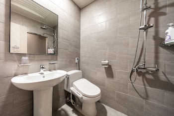 golden business hotel