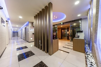 golden business hotel