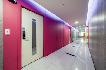 golden business hotel