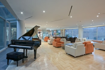hotel west of canaan