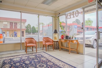 Masters Inn Augusta, Ga Near Riverwalk By Oyo,,2.5 star