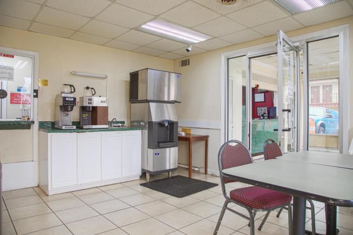 masters inn augusta ga near riverwalk by oyo