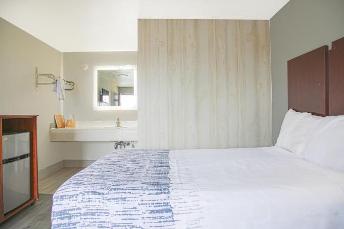 masters inn augusta ga near riverwalk by oyo