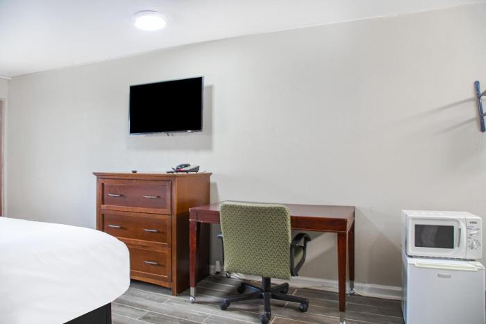 masters inn augusta ga near riverwalk by oyo