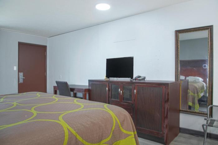 masters inn augusta ga near riverwalk by oyo