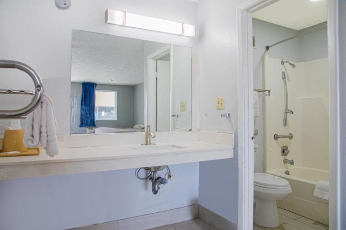 masters inn augusta ga near riverwalk by oyo