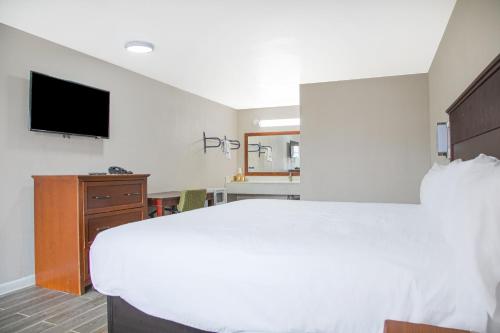 masters inn augusta ga near riverwalk by oyo