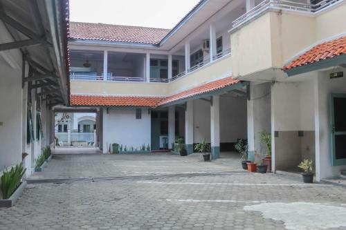 hotel rajawali redpartner