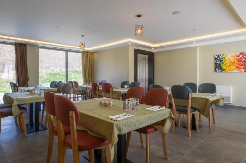 royal east resort