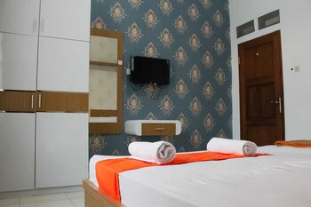 the arsy syariah guest house