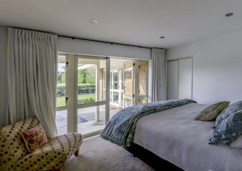 gem bed and breakfast