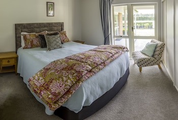 gem bed and breakfast
