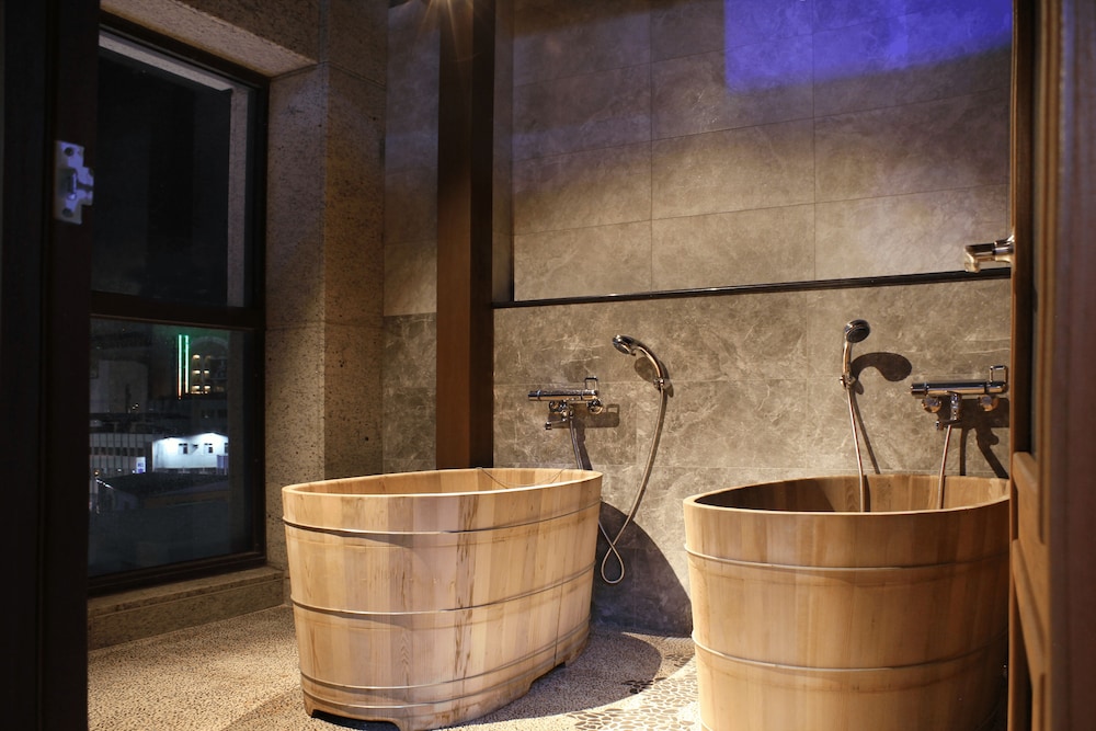 gamalan spring hotel
