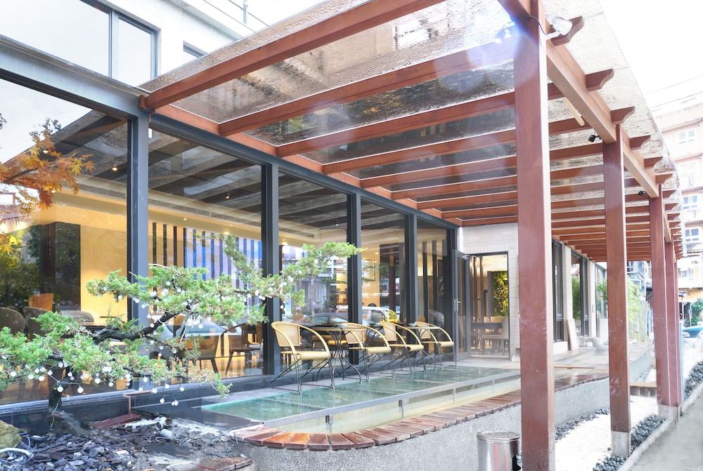 gamalan spring hotel