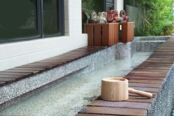 gamalan spring hotel