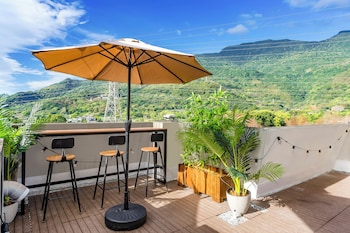 bear top bandb