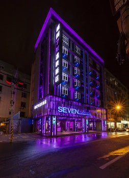 seven fukun hotel