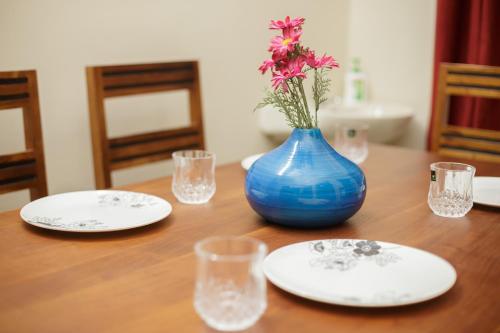 misty meridian serviced apartments