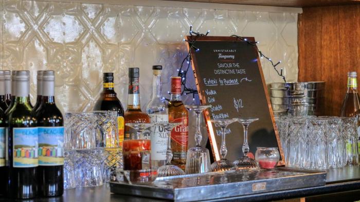 commercial travellers house