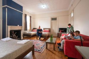 commercial travellers house