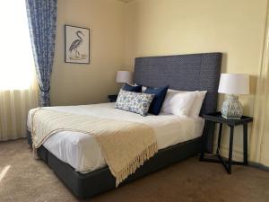 commercial travellers house