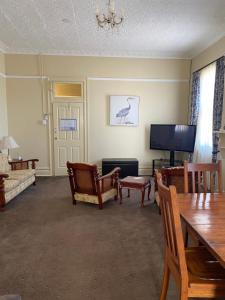 commercial travellers house