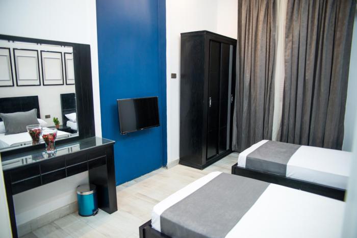 egyptian night hostel